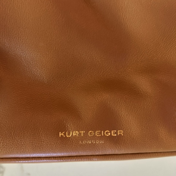 Kurt Geiger London Large Soho Quilted Leather Convertible Bag - Picture 7 of 13